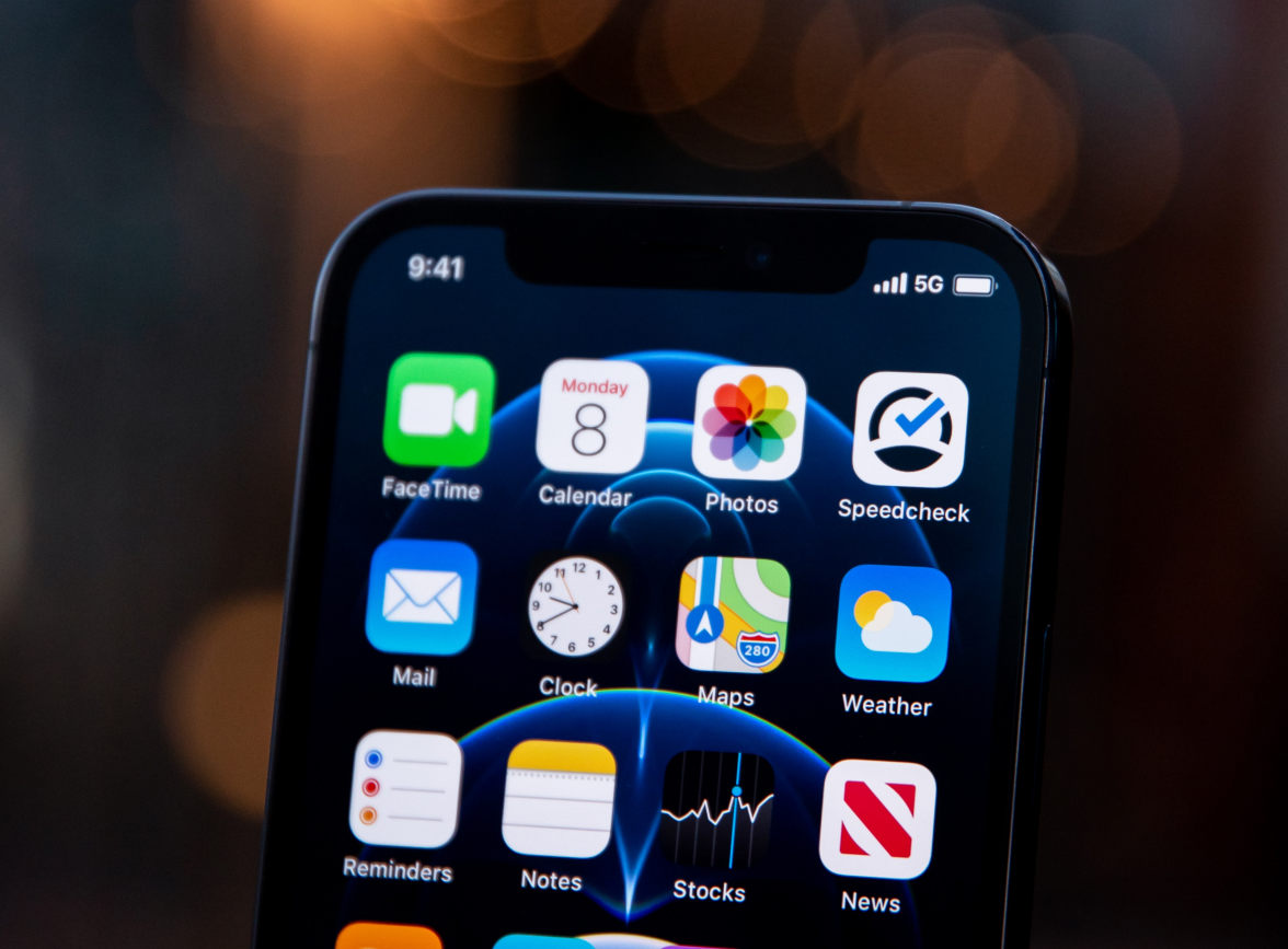 麻栗坡苹果手机维修分享为什么 iPhone 12 在冬季会自动关机 